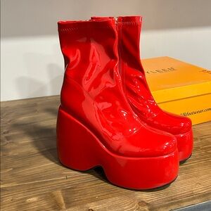 Kayleen By Los Angeles Women's Gothic Red Platform Boots new in box size 6.5